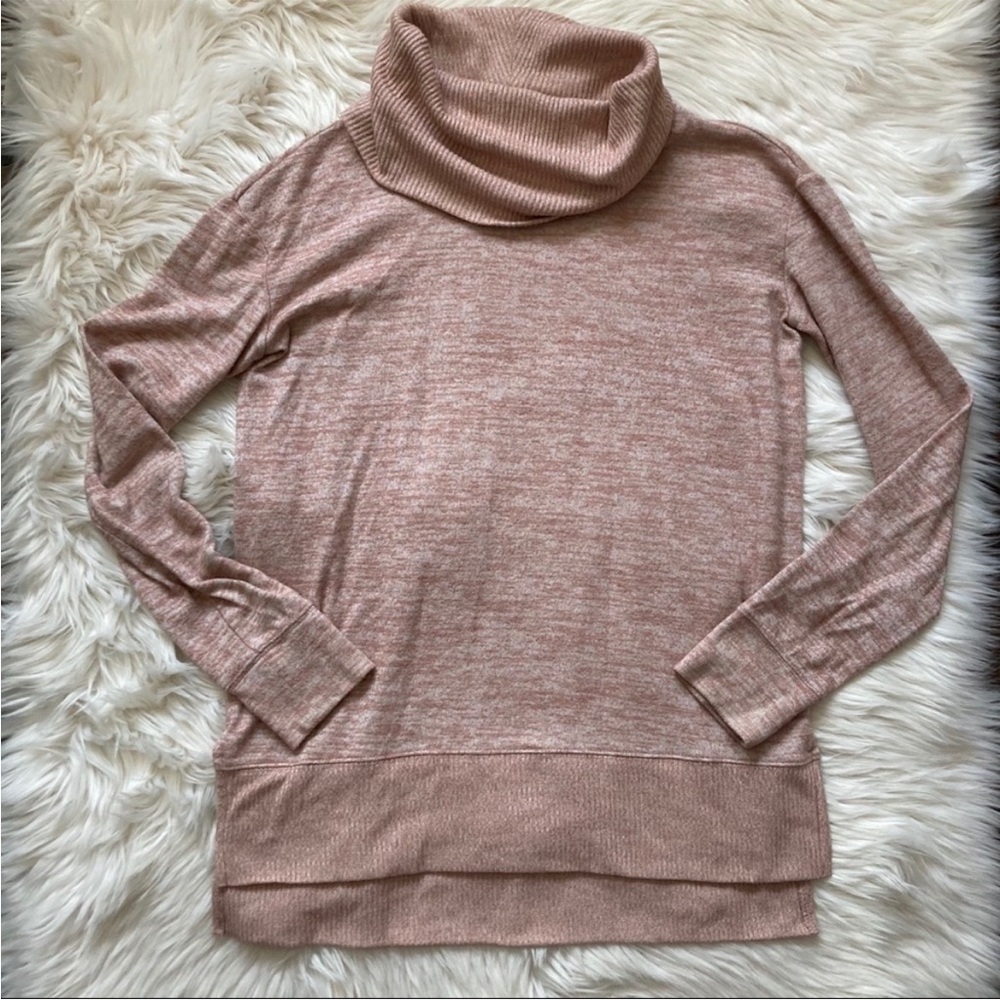 NWOT GAP soft spun cowl neck pullover sweater with rib knit details! Size Small - Picture 9 of 16